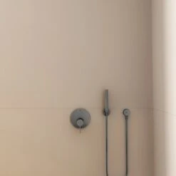 Ideal Standard Brauseschlauchanschluss Idealrain Atelier Grey Rund Aufputz -Grohe || Ideal Standard || Wenko Verkaufsgeschäft 887983 3049 4